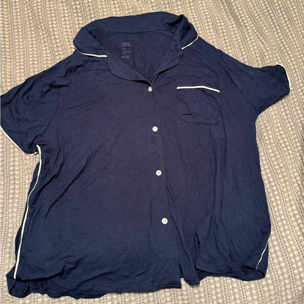 New Stars Above short sleeve button down pajama top